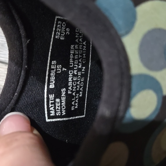 Bogs shoes 7.5 - Picture 3 of 3